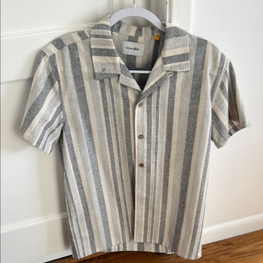 Critical Slide Australian Surf Co Casual Button Down Shirt with Camp Collar